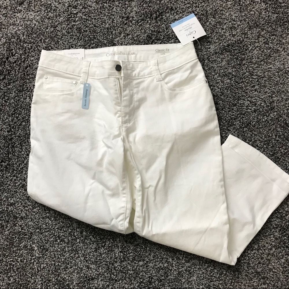 White Capri Pants